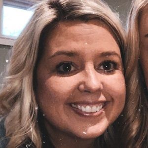 Meet your Posher, Lauralaura